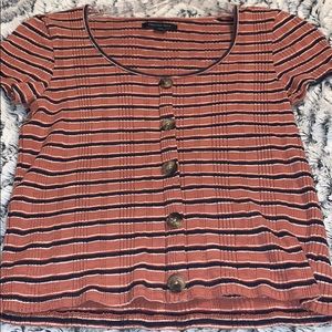 This super cute pink and navy top!